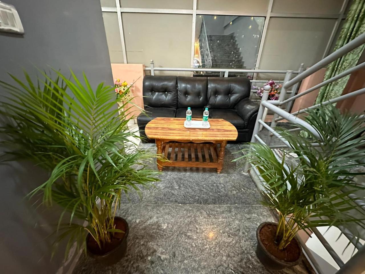 Vbh Inn- Affordable And Budget Friendly Jigani Экстерьер фото